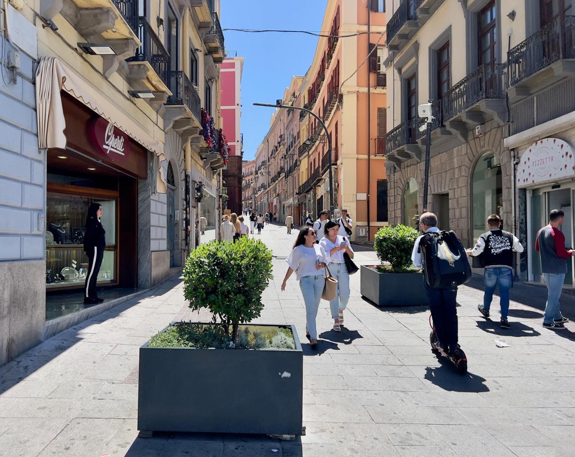 Suite Apartment In The City Centre Cagliari Kültér fotó
